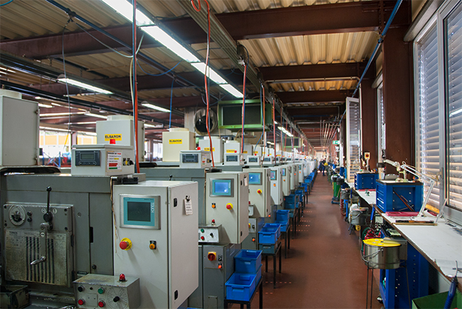 Atelier multibroches Tornos